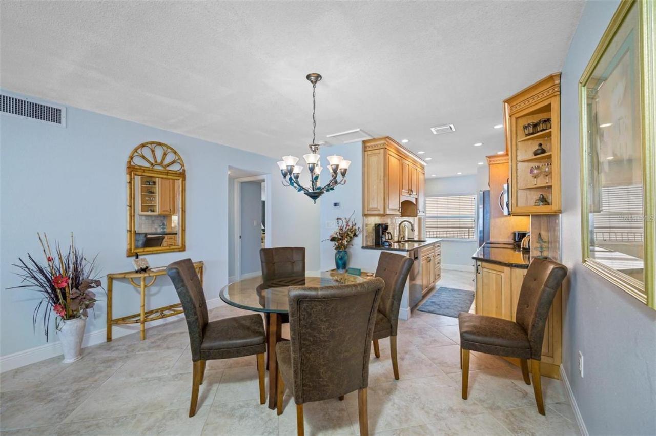 Oceanfront View Of Madeira Beach, Steps To The Beach - Madeira Norte Condo St. Pete Beach Εξωτερικό φωτογραφία