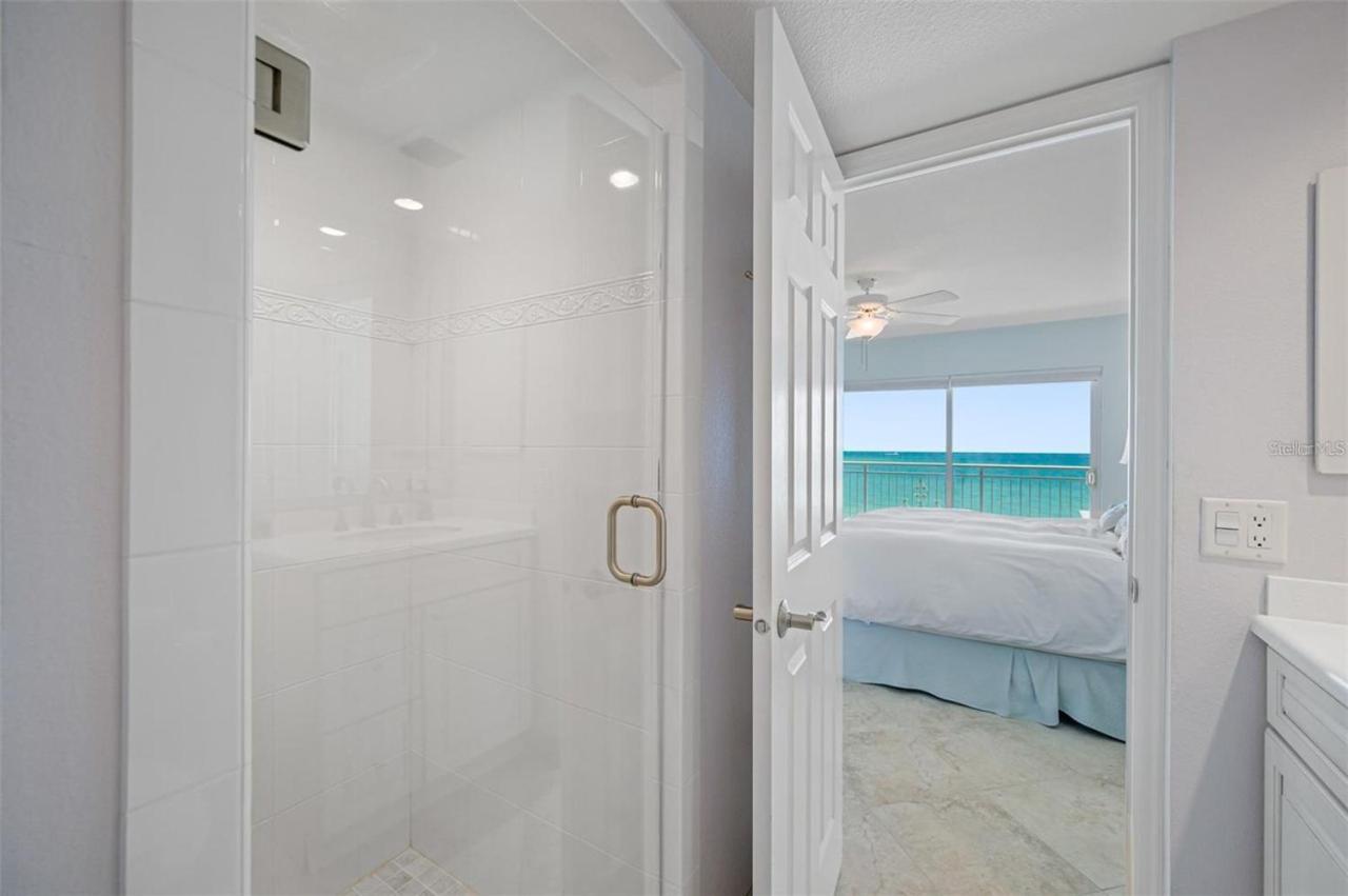 Oceanfront View Of Madeira Beach, Steps To The Beach - Madeira Norte Condo St. Pete Beach Εξωτερικό φωτογραφία